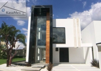 Puebla- Carretera Atlixco Venta Residencia Nuevecita con alberca privada y Seguridad.