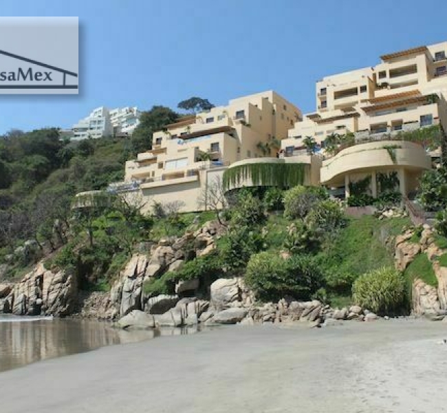 Acapulco Punta Diamante 2 Story Beach front Luxury Condo