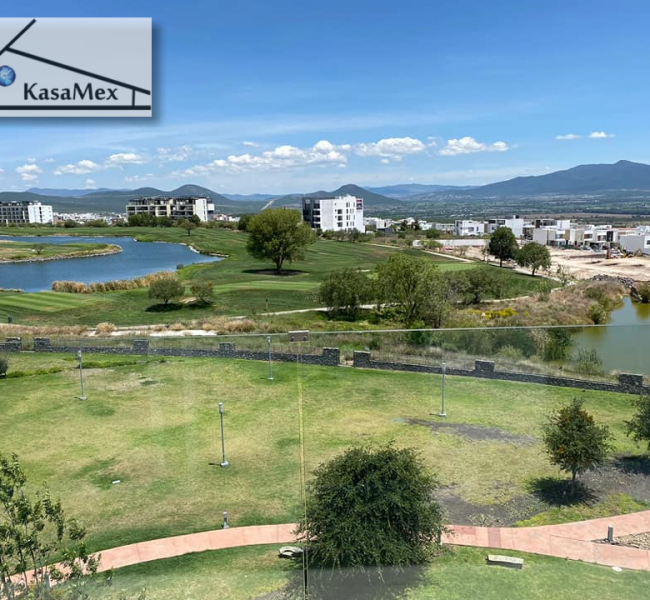 Queretaro Fantastic Condo Lake & Golf Course View